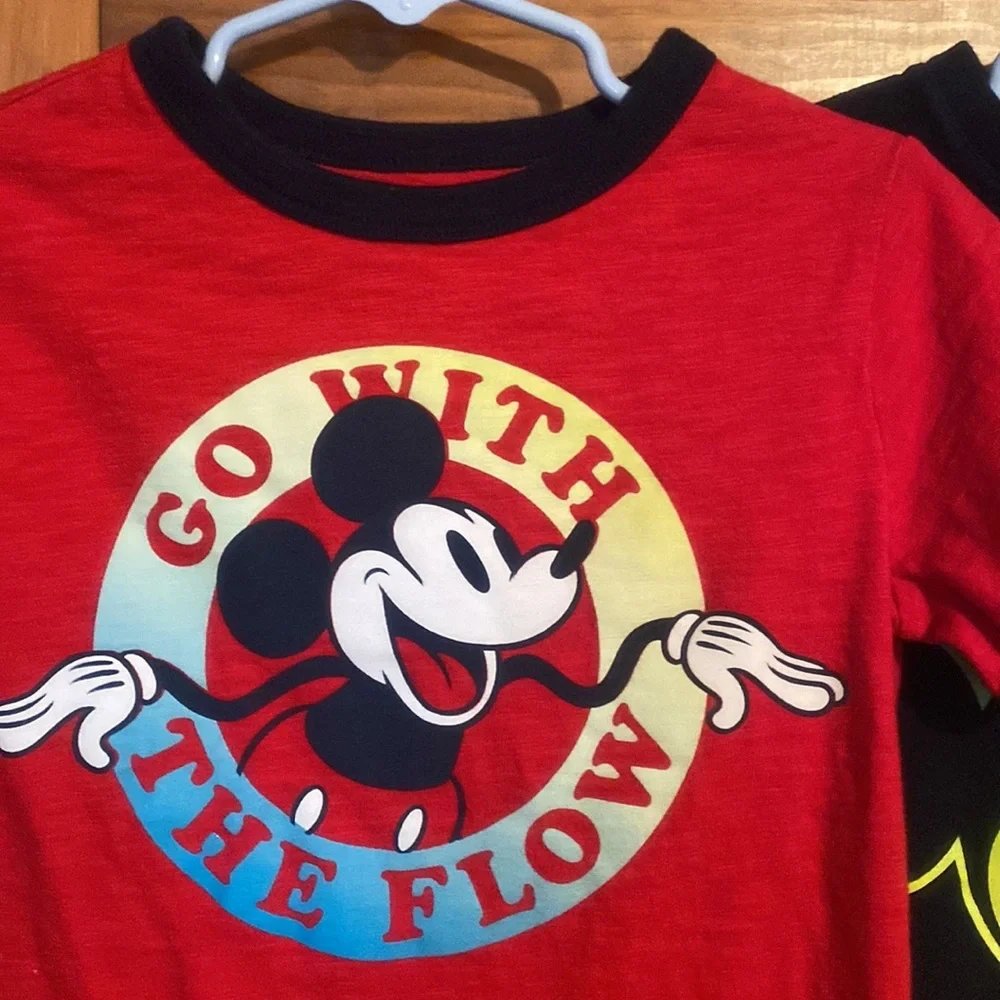 Gap Disney Mickey Mouse 5t short sleeve shirts
